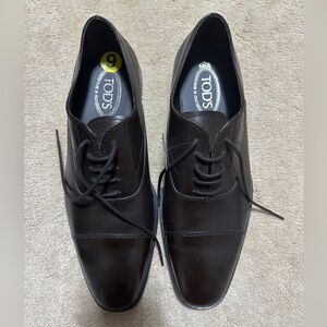 Tod's Men's Dark Brown Leather Oxfords